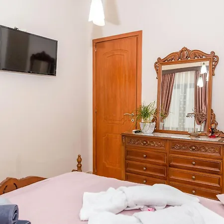 Marathi Apartments דירה