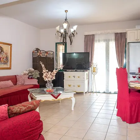 Marathi Apartments מראתי